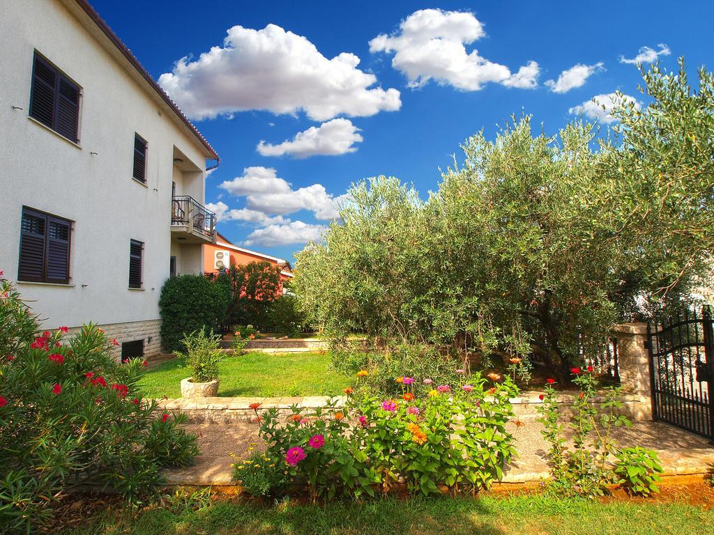 Apartments Nera Fažana Zewnętrze zdjęcie
